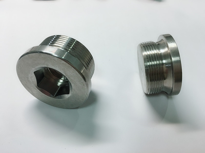 सानुकूलने एस एस की रिंगसह स्टेनलेस स्टीलची रिंग बोल्ट बनविली